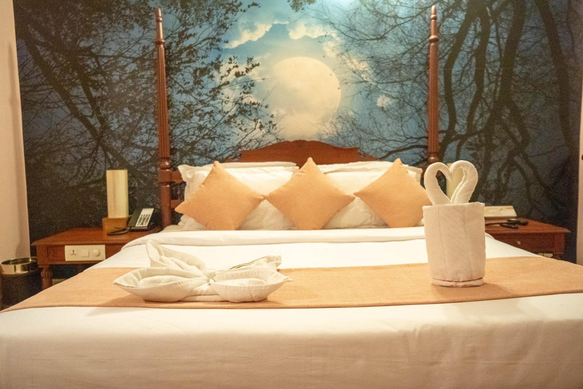 Thrissur Casino Hotels Ltd מראה חיצוני תמונה