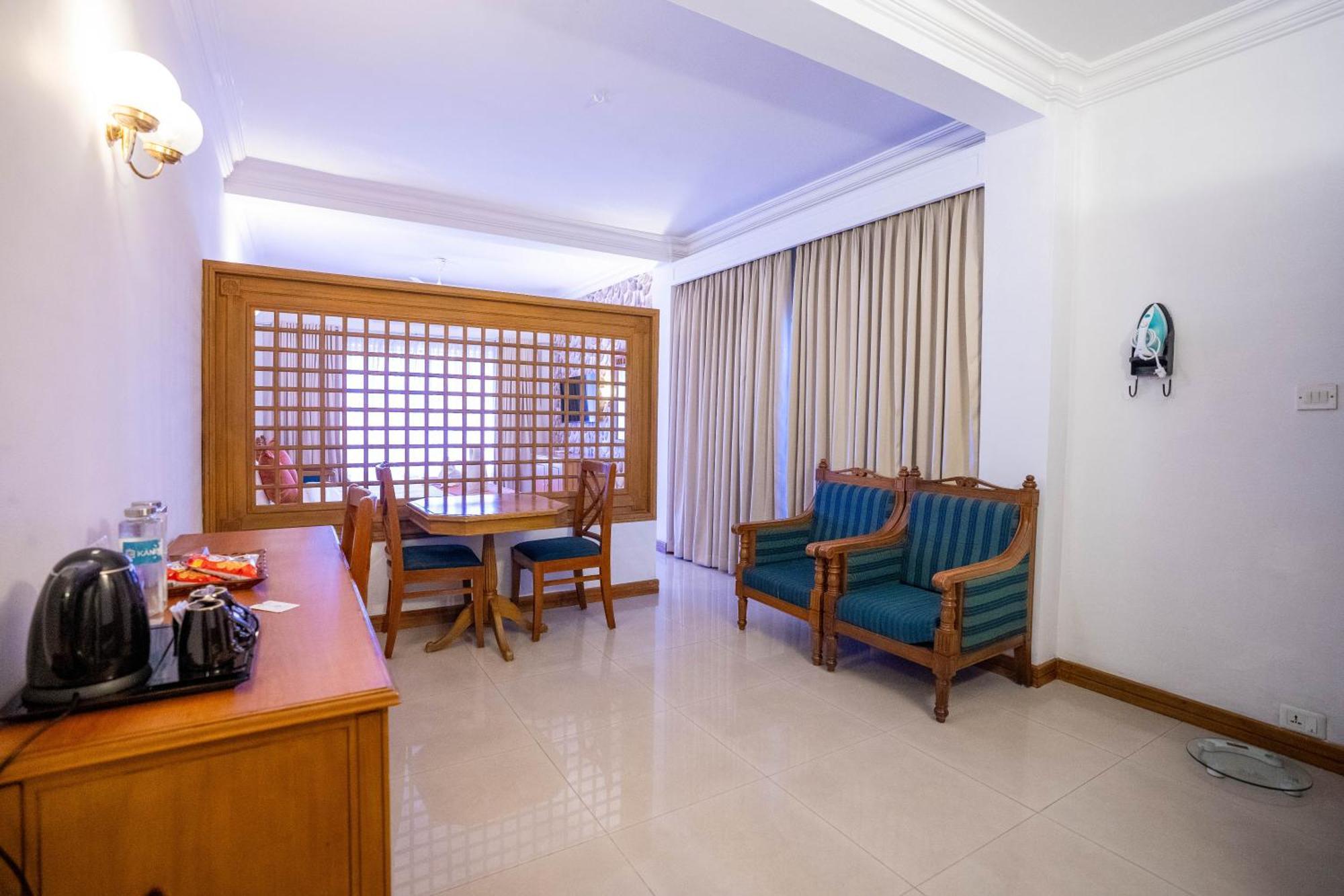 Thrissur Casino Hotels Ltd מראה חיצוני תמונה