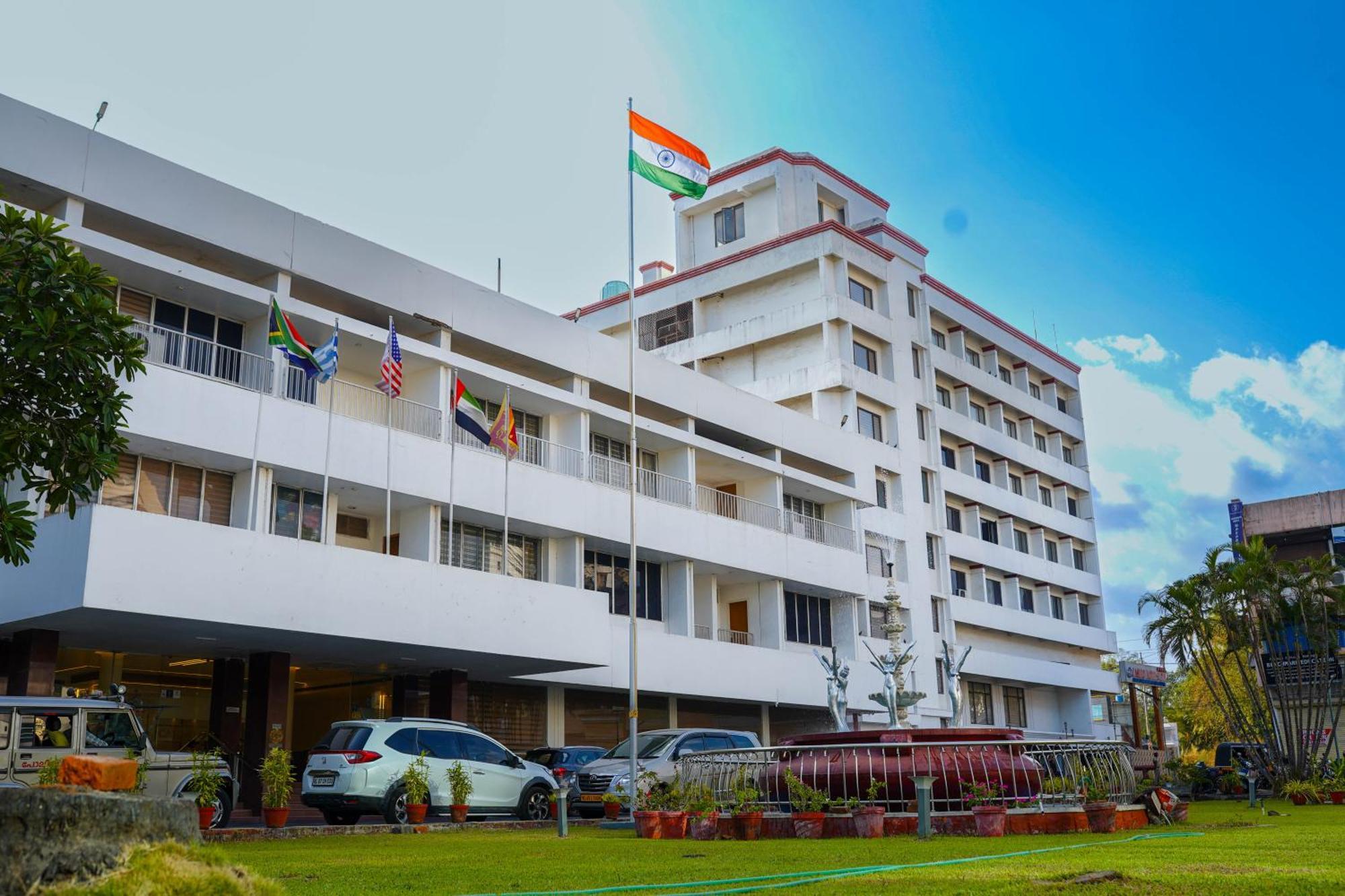 Thrissur Casino Hotels Ltd מראה חיצוני תמונה